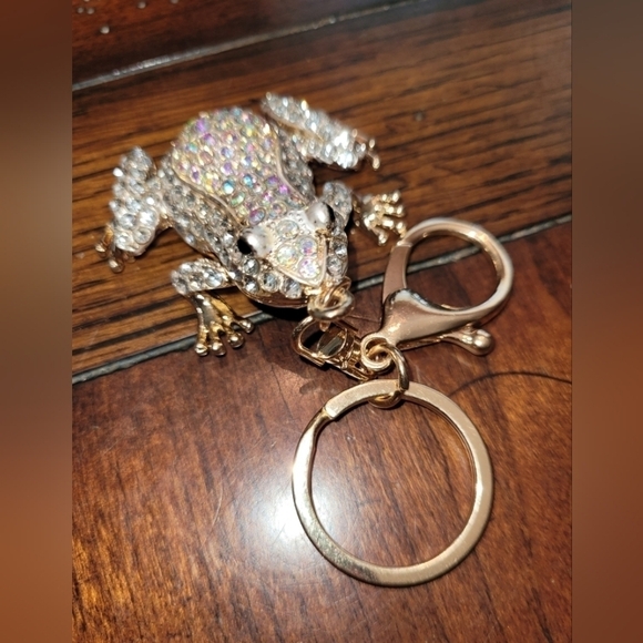 Bag Charm of White Frog - Picture 4 of 4